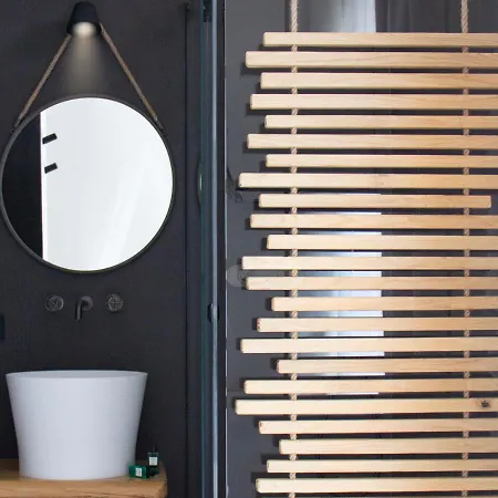 Bed & Breakfast - Boutique 4*