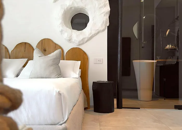 Bed & Breakfast - Boutique 4*