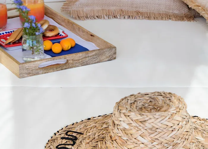 - Boutique Bed & Breakfast 4*