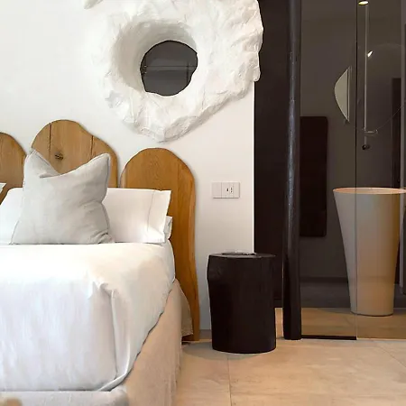 Bed & Breakfast - Boutique 4*