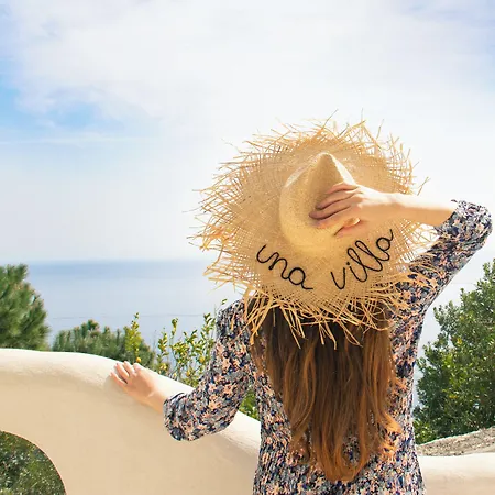 - Boutique Bed & Breakfast Amalfi