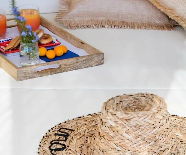 Bed & Breakfast - Boutique 4*