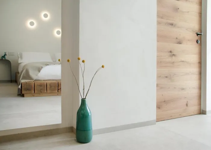 - Boutique Bed & Breakfast 4*