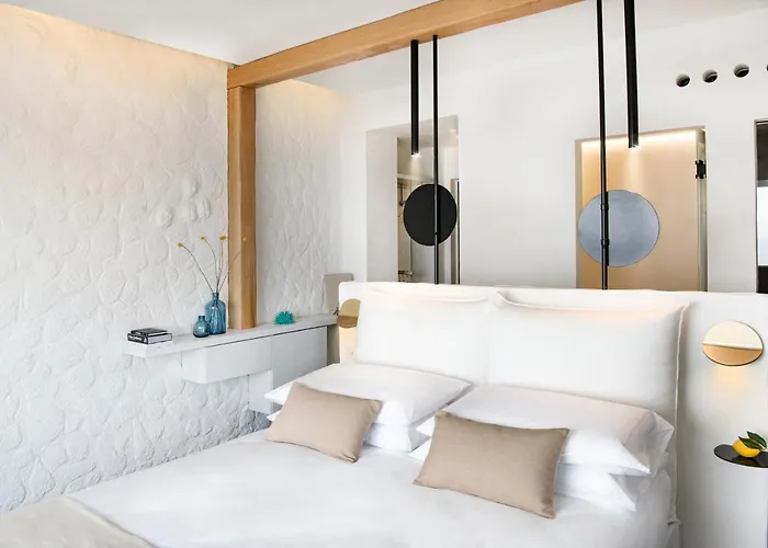 Bed & Breakfast - Boutique 4*