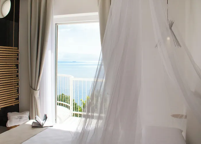 - Boutique Bed & Breakfast