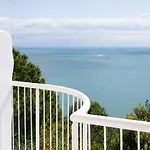 - Boutique ベッド・アンド・ブレックファスト 4*