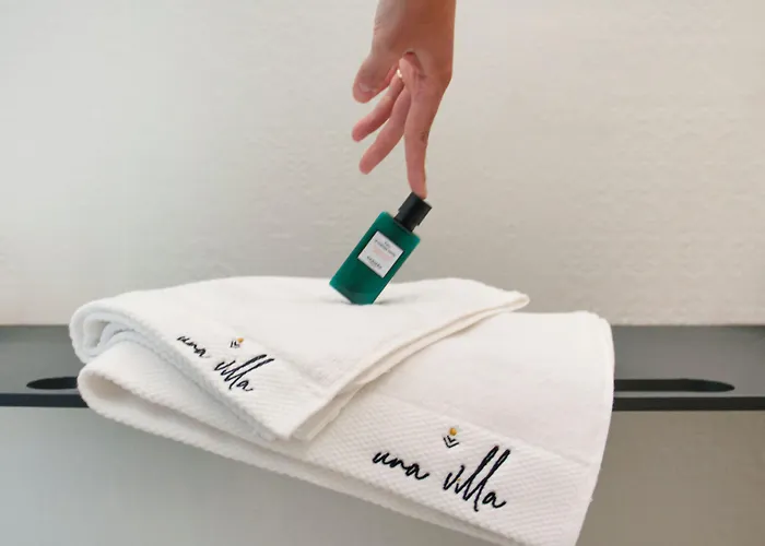 - Boutique Bed & Breakfast Amalfi